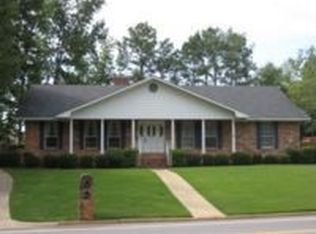 1204 E University Dr, Auburn, AL 36830