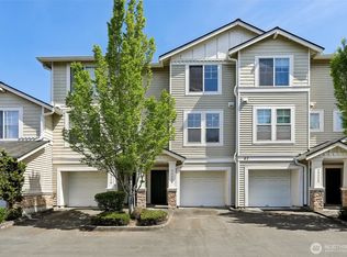 Bay View Townhomes, Kent, WA 98032
