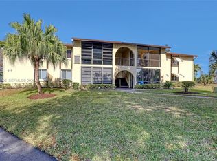 337 Pine Ridge Cir APT D-2, Greenacres, FL 33463