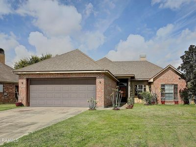 122 Peak Run, Youngsville, LA, 70592