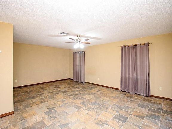 5th image of 4232 Pommard Dr