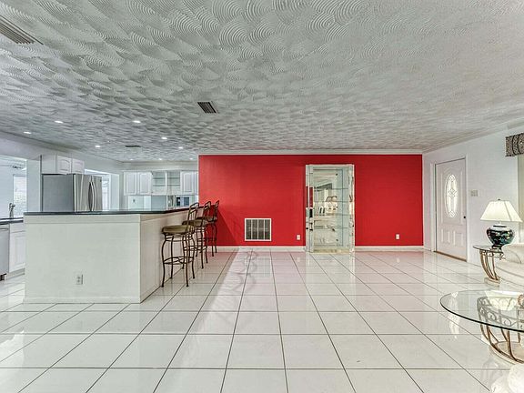 5th image of 1070 NW 49th Court