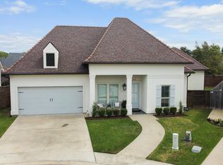 219 Lemongrass Ln, Lafayette, LA 70508
