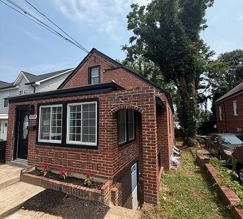 3rd image of 4008 Alton St