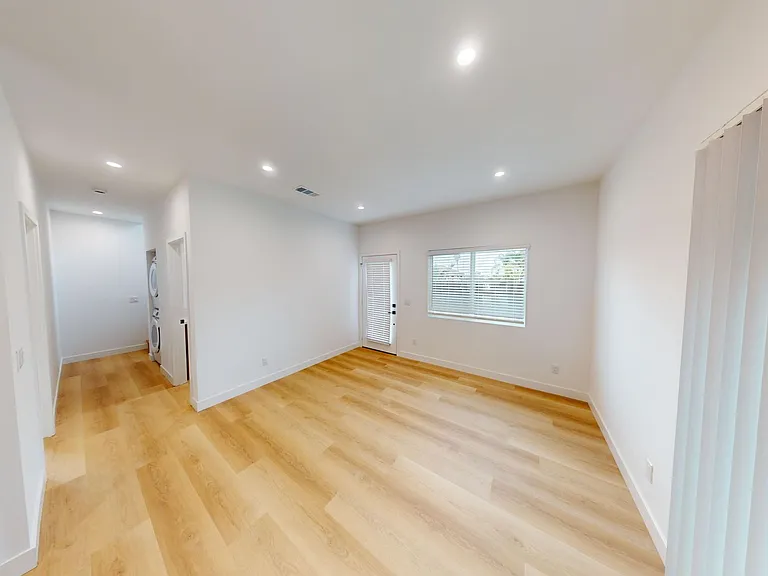 5339-1 W Falls View Dr — Photo 19