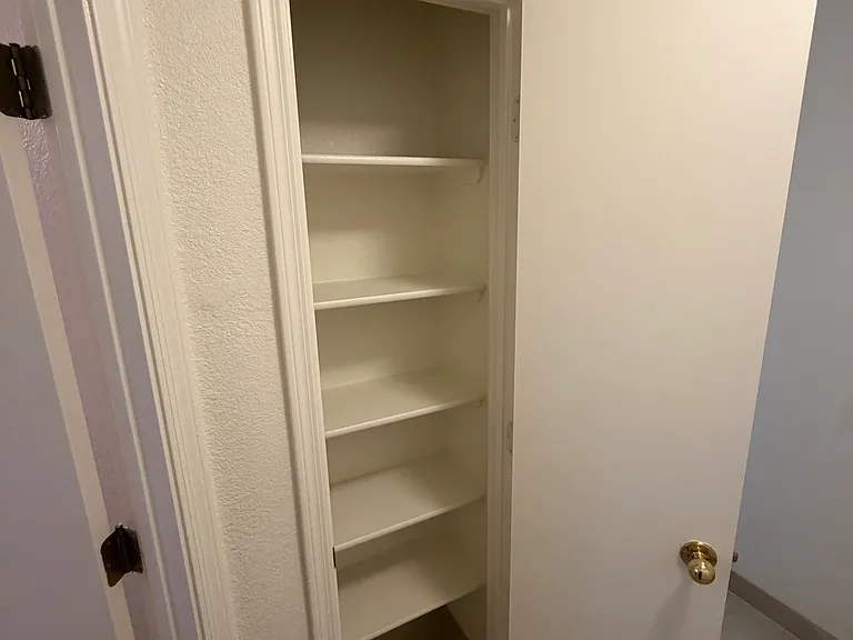 2534 S Perillo Dr — Photo 25