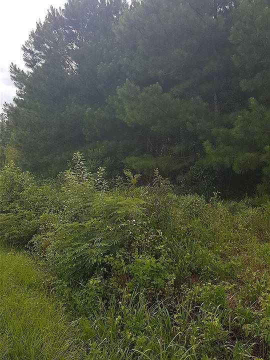 2nd image of 7444 Overhills Rd