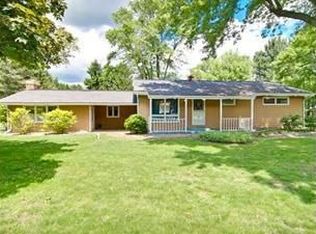 15401 Adams Rd, Granger, IN 46530
