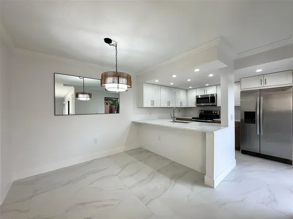 9148 SW 23rd Street #A, Davie, FL 33324