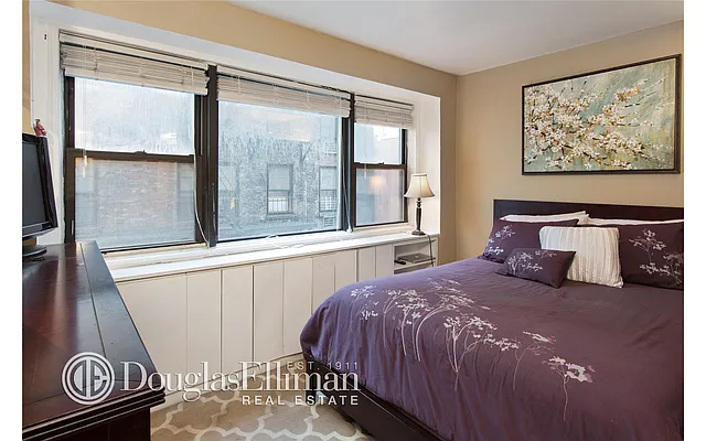 Sold by Douglas Elliman | media 6