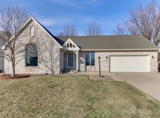 30 Bandecon Way, Bloomington, IL