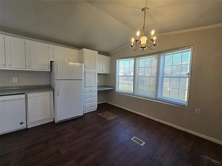 4423 Magin Meadow Dr — Photo 3