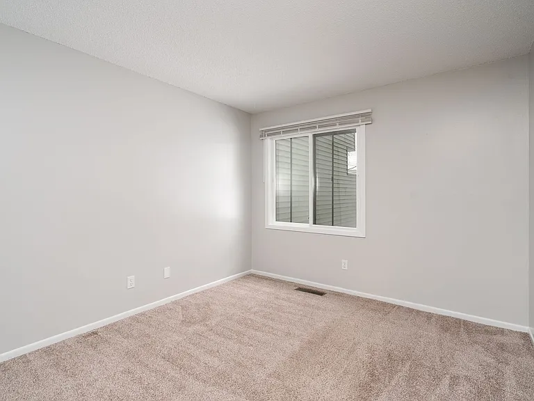 Greenwood Apartments — Photo 15