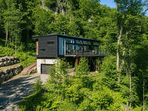 601 Chemin Du Lac Millette, Saint Sauveur, QC J0R 1R3
