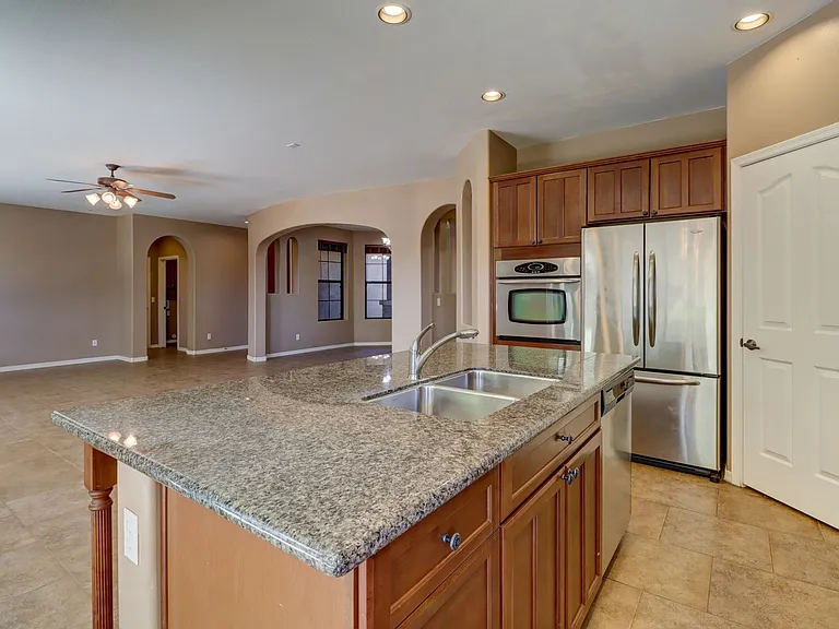 2905 Leonita Ct — Photo 13