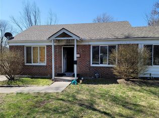 2912 S Crysler Ave, Independence, MO 64052