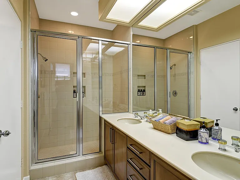 430 White Horse Trl — Photo 20