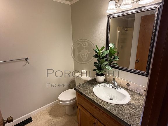4th image of 107 Fairside Dr APT 25