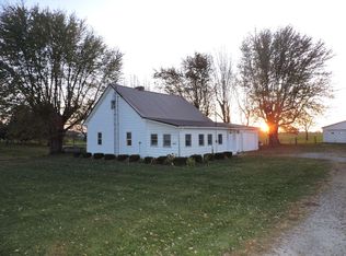 11417 S County Farm Rd, Silver Lake, IN 46982
