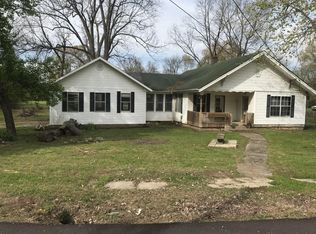 35 Moore Ave, Batesville, AR 72501
