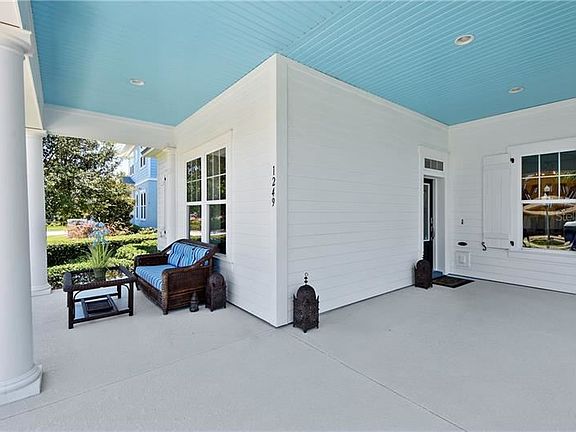 3rd image of 1249 Union Club Dr