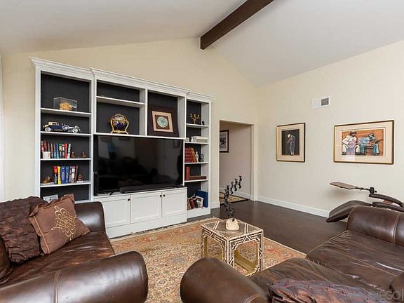 3rd image of 4650 Cordoba Way
