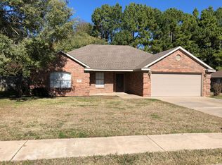 40 E Terry St, Farmington, AR 72730