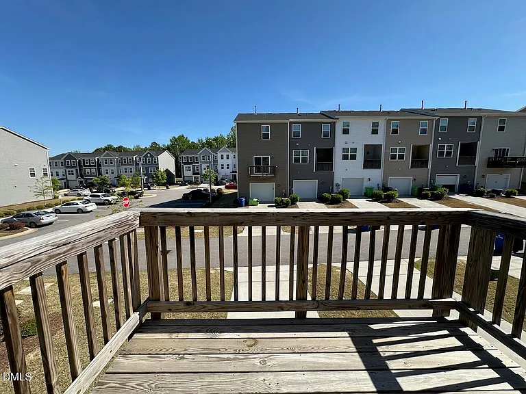 2521 Laurel Valley Way — Photo 24