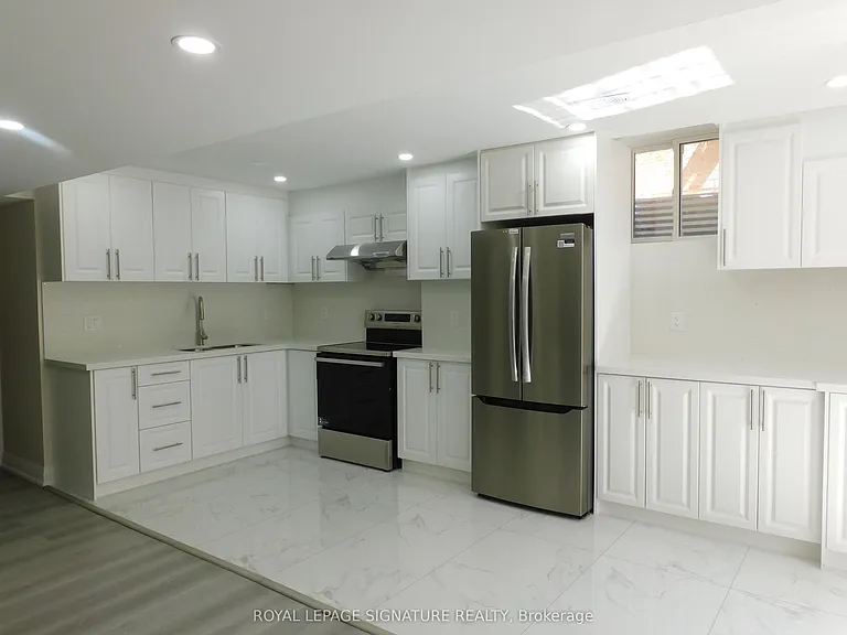 3 Kalmia Rd #BASEMENT — Photo 1