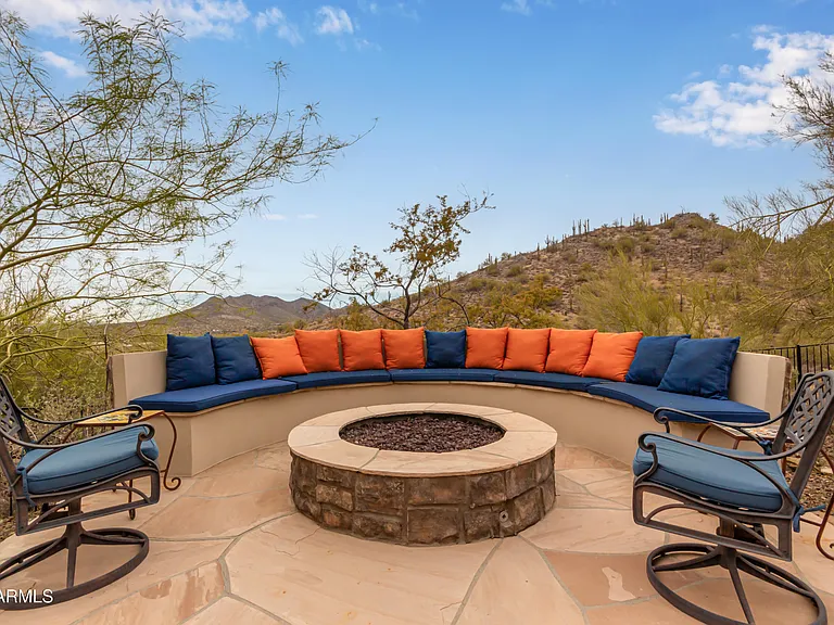 36138 N Summit Dr — Photo 52