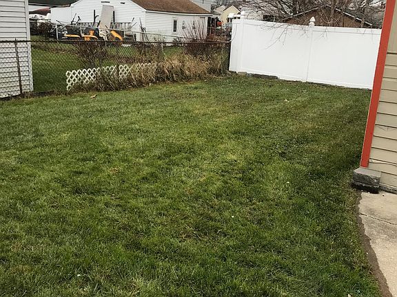 2nd image of 28829 Essex St