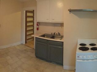 318 North St APT 4, Burlington, VT 05401