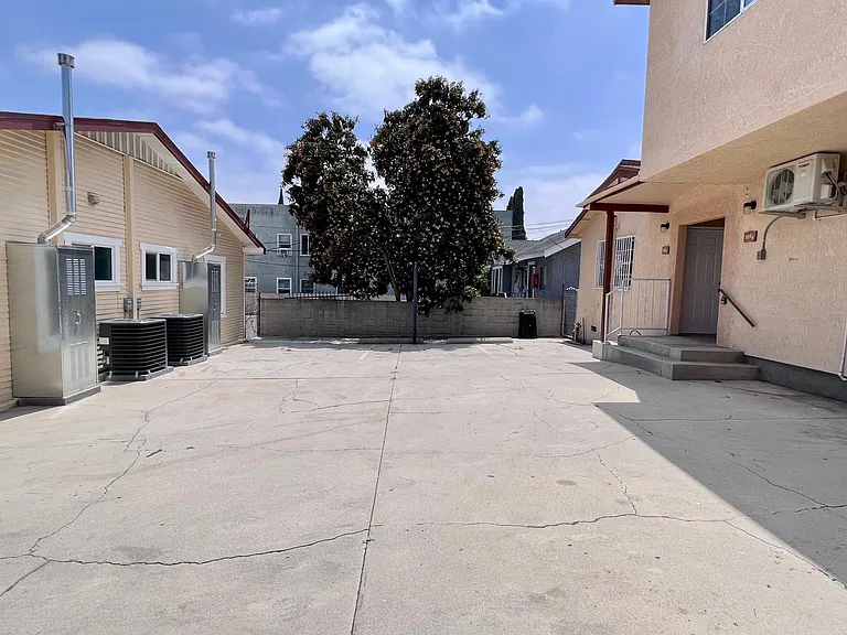 653 1/2 Maltman Ave — Photo 21