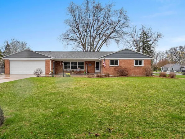 147 Quincy St, Oconto, WI 54153