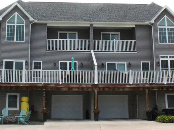 1939 Craig Dr, Lake Milton, OH 44429