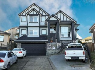 7171 151st St, Surrey, BC