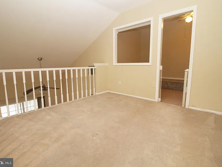 262 Andover Pl — Photo 24
