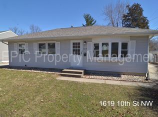 1619 10th St NW, Cedar Rapids, IA 52405