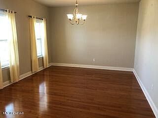 4th image of 14114 Fox Hill Dr
