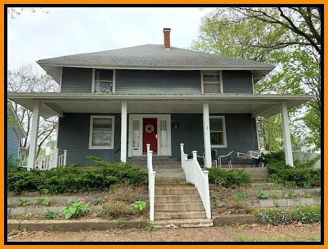 1st image of 1015 E Harrison St