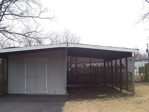 Shed/Carport