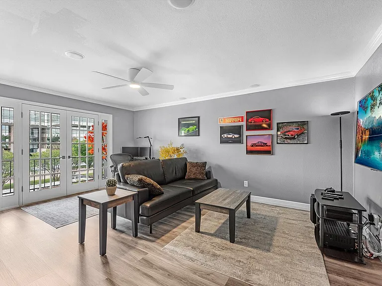 505 Westcott St #308 — Photo 2