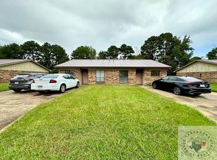 106 Cowett St, Nash, TX 75569