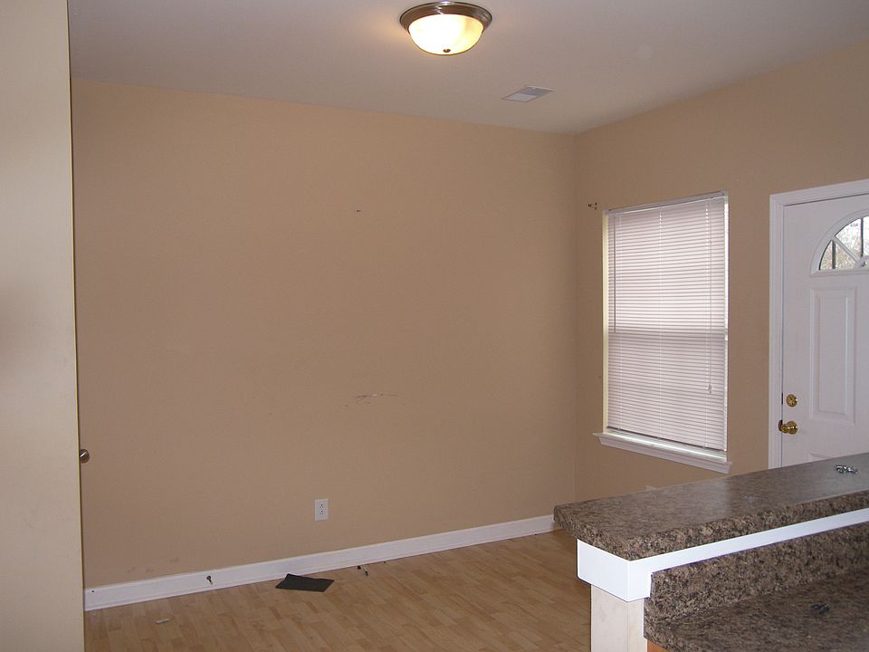 Dining_Den_06262014