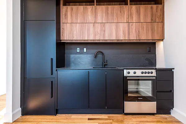 Rented by Nooklyn NYC LLC | media 42