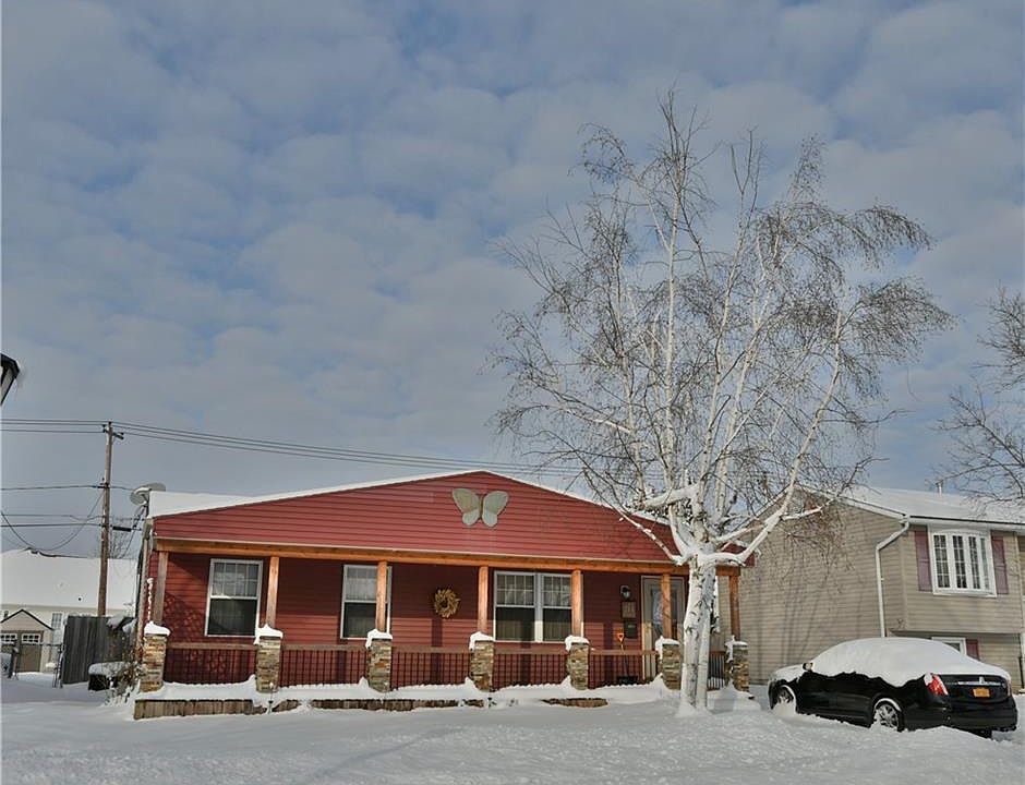 1st image of 214 Le Havre Dr