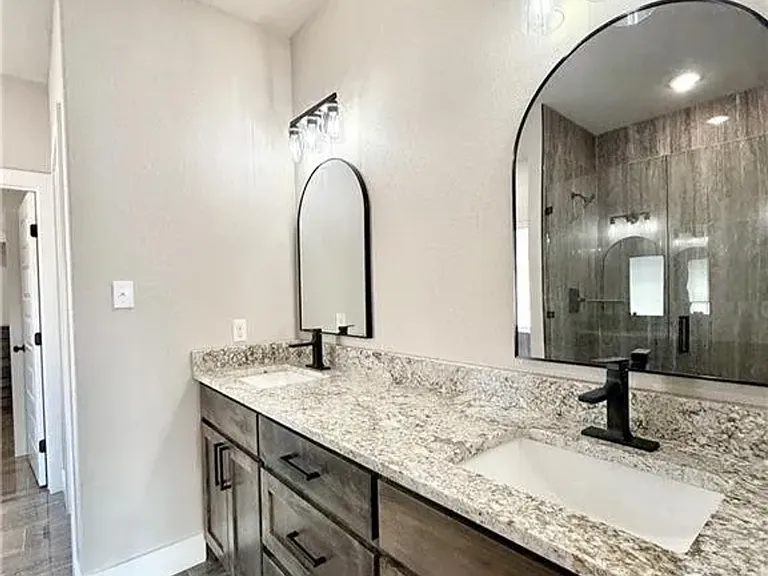 740 Powderhorn Cir — Photo 6