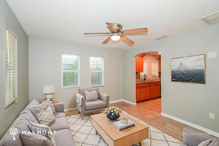 1705 E Lambright St N — Photo 4