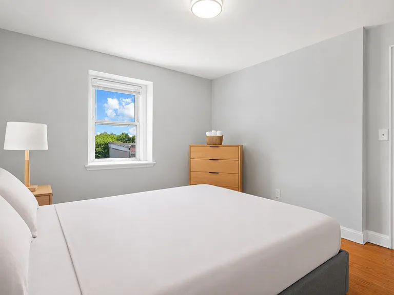 1014 Ponsi St #1B — Photo 4