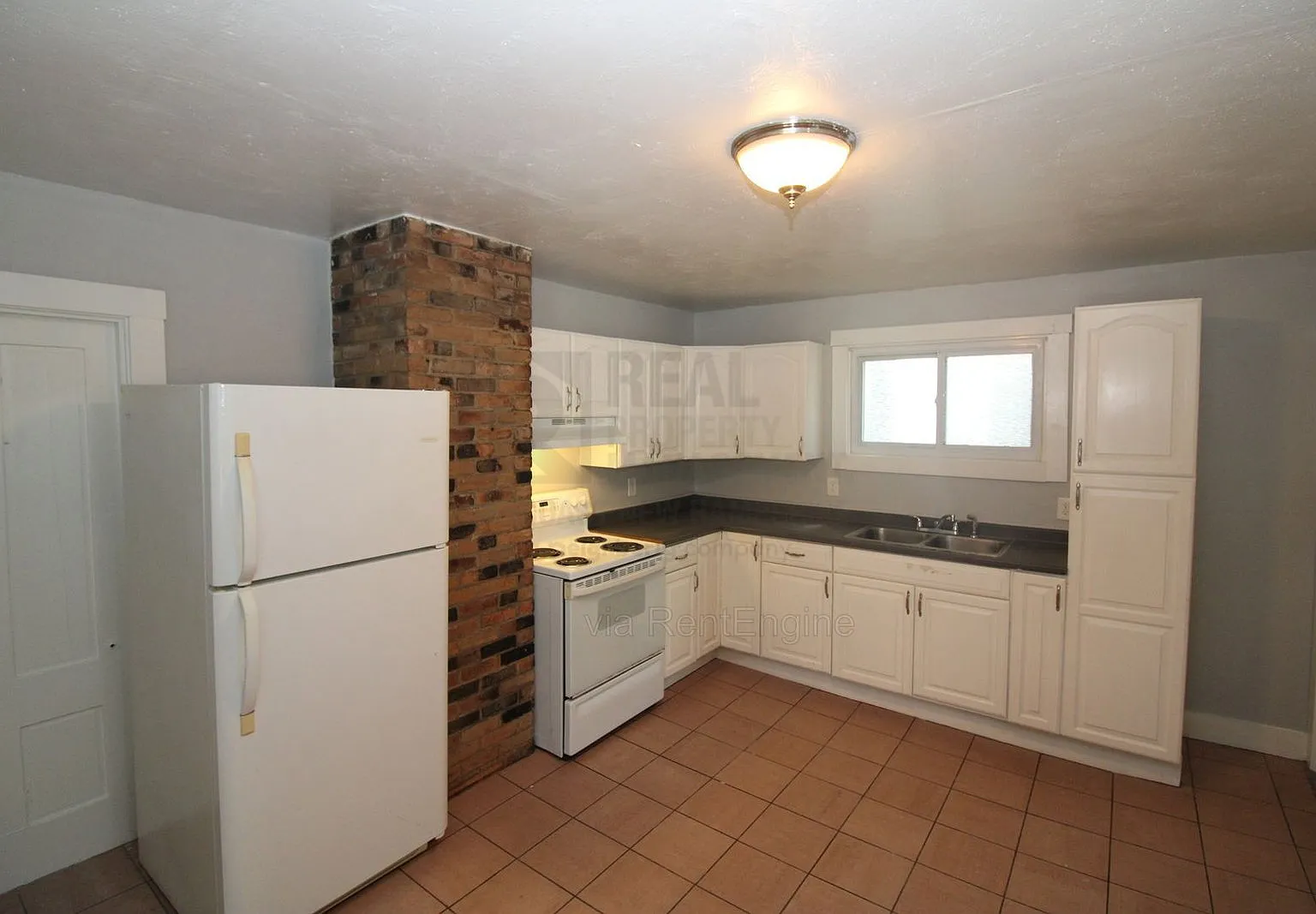 3 bed, 1.0 bath, 1500 sqft, $2,695 — Photo 1